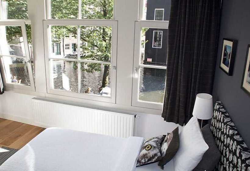 پانسیون Velvetamsterdam