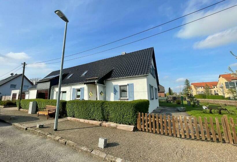 Pension Landhaus An Der Saale