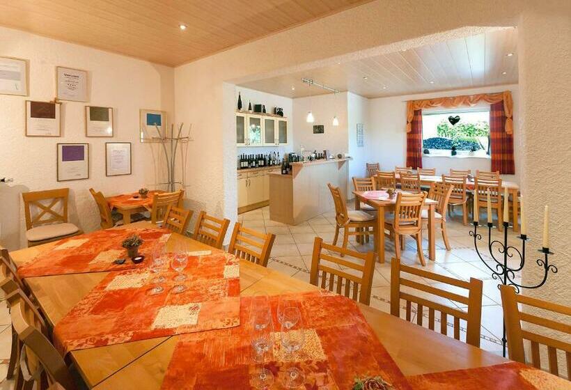 Pension Und Weingut Moselblick