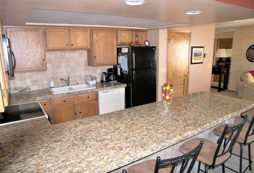 Saltlick 2 Bed 2 Bath