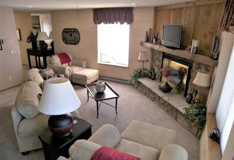 Saltlick 2 Bed 2 Bath