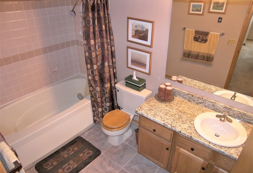 Saltlick 2 Bed 2 Bath