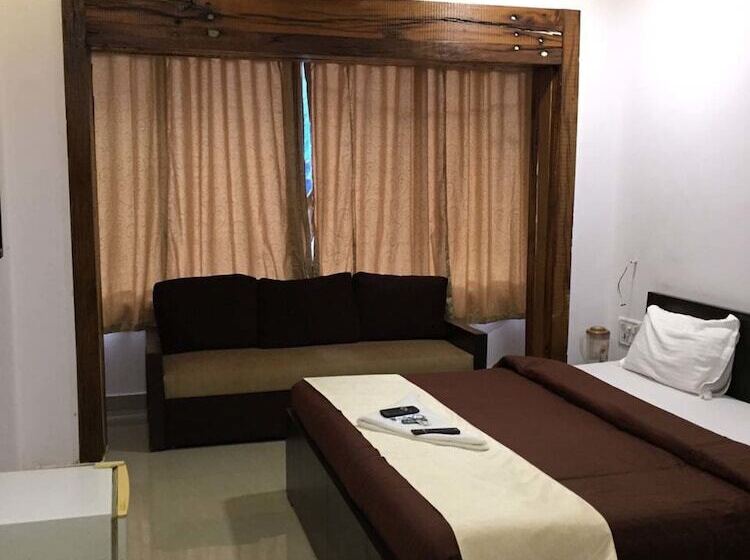 הוסטל Mumbai Backpackers