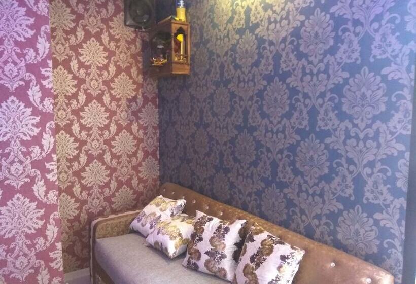 הוסטל Mumbai Backpackers