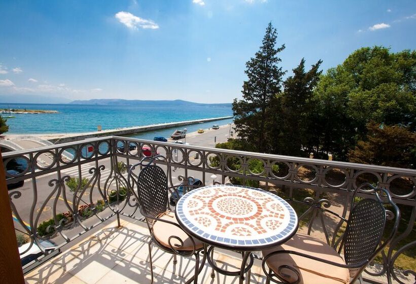 Apartments Villa Castello