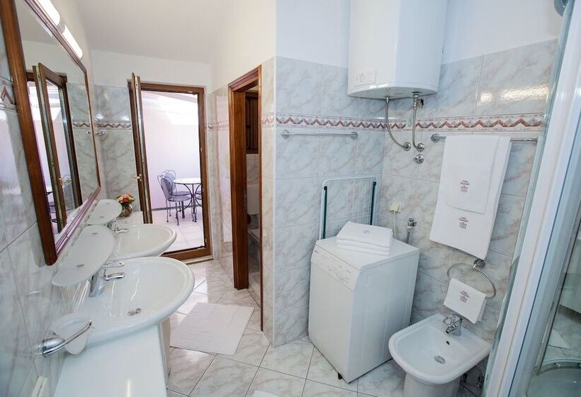 Apartments Villa Castello