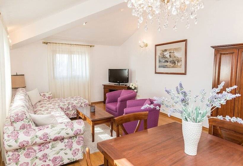 Apartments Villa Castello