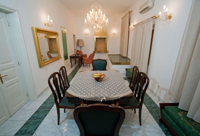 Apartments Villa Castello