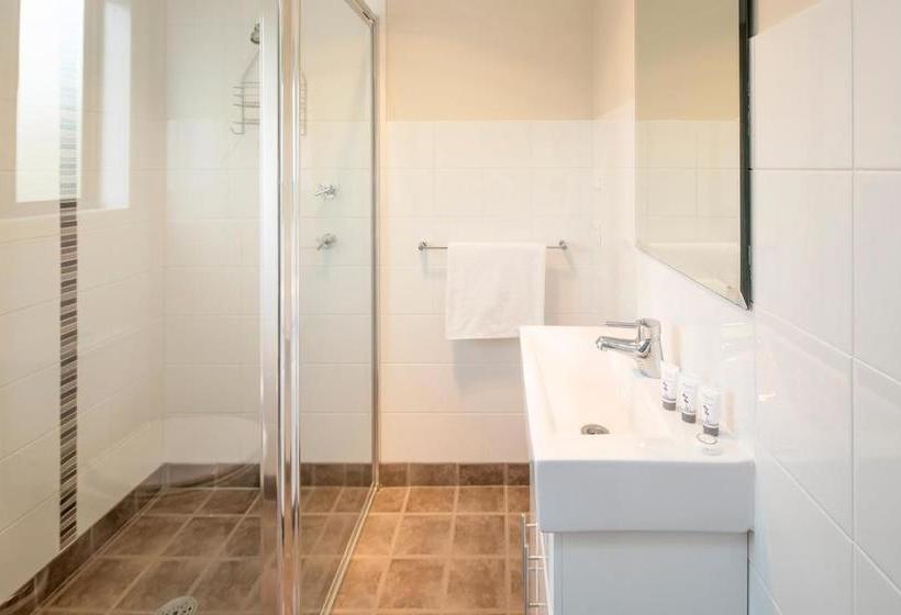 Eclipse 5 Spacious Townhouse