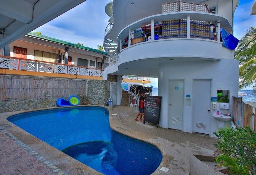 هتل Arkipelago Beach Resort