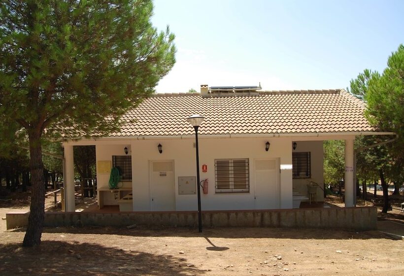 فندق Camping Valdearenas
