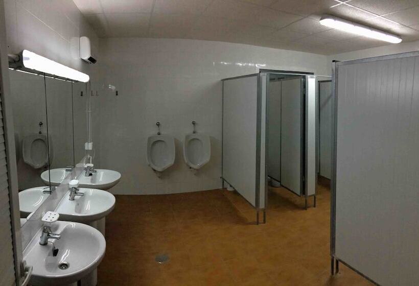 فندق Camping Valdearenas