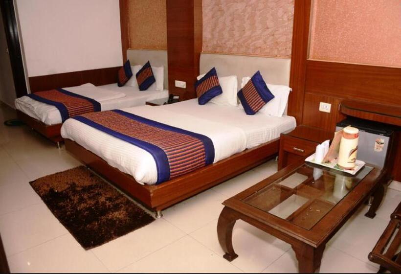 فندق Delhi Heart At New Delhi Railway Station