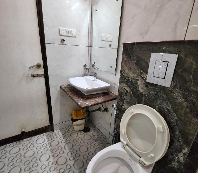 호텔 Delhi Heart At New Delhi Railway Station