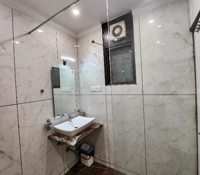 فندق Delhi Heart At New Delhi Railway Station