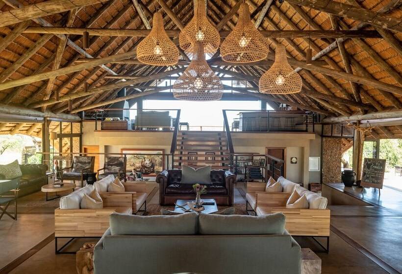 فندق Mavela Game Lodge