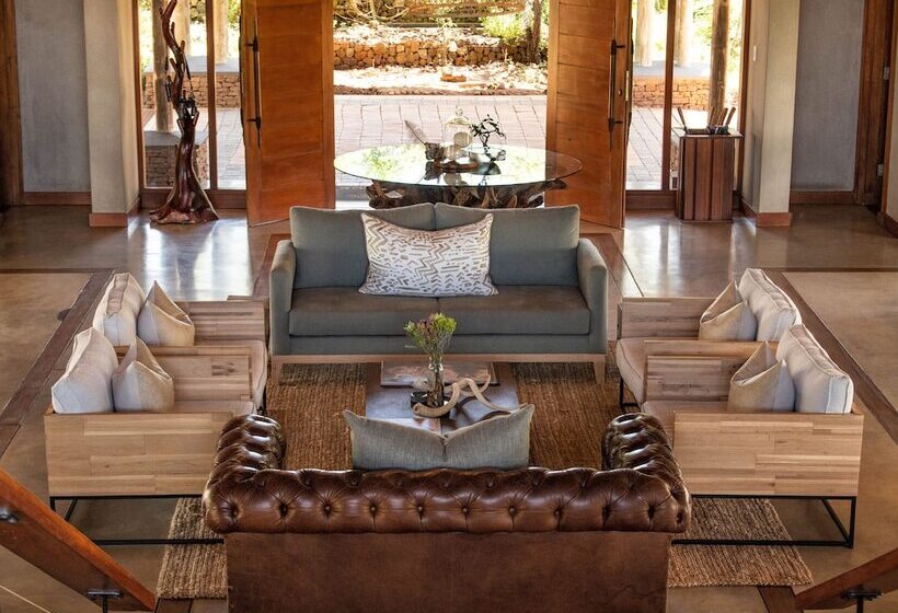 فندق Mavela Game Lodge