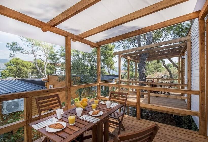 Hotelli Mediteran Travel Camping Sveti Križ