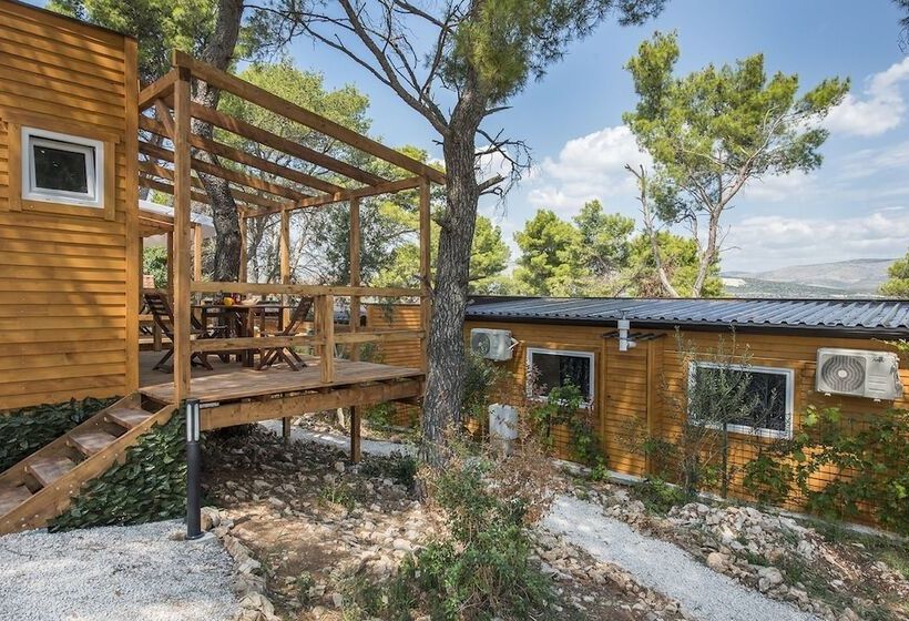 Hotelli Mediteran Travel Camping Sveti Križ