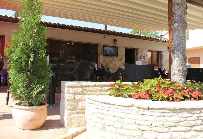 فندق Mobile Homes Peškera