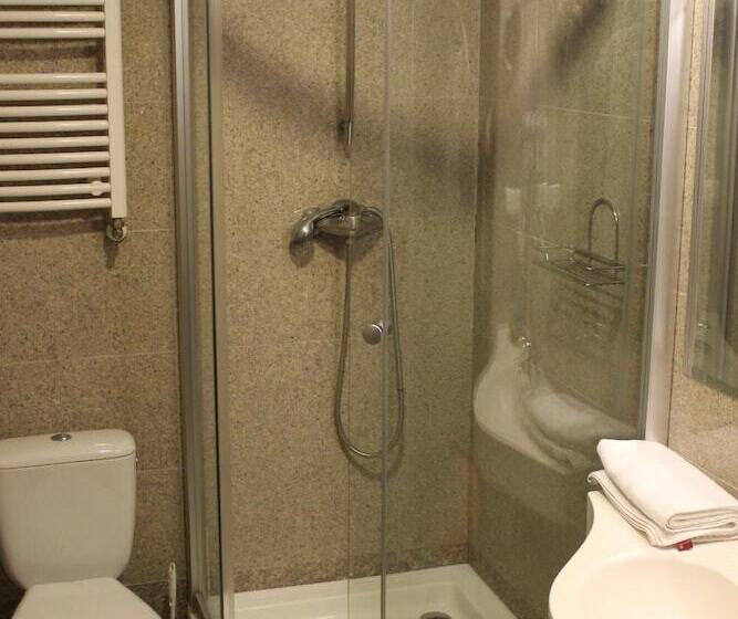 هتل Uzdrowiskowy St George