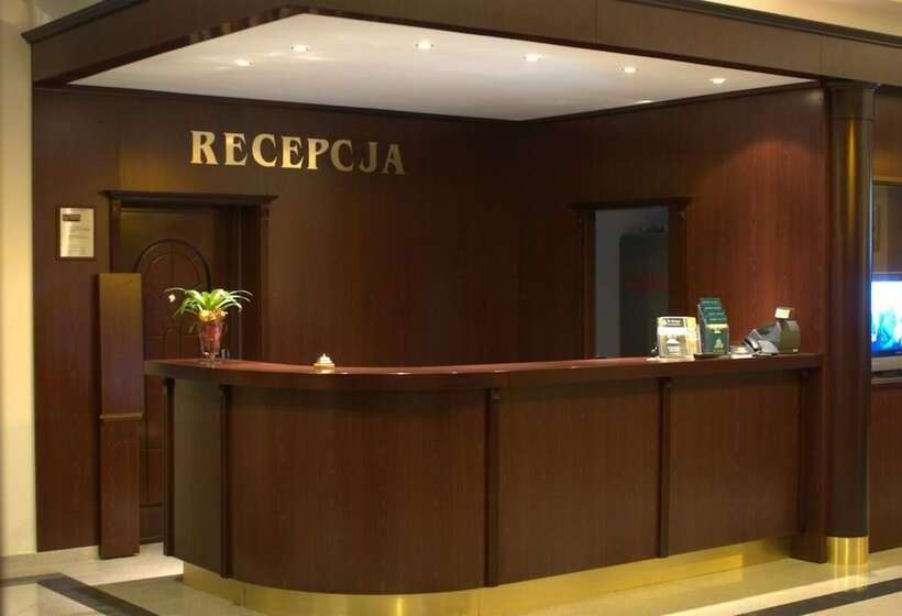 هتل Uzdrowiskowy St George