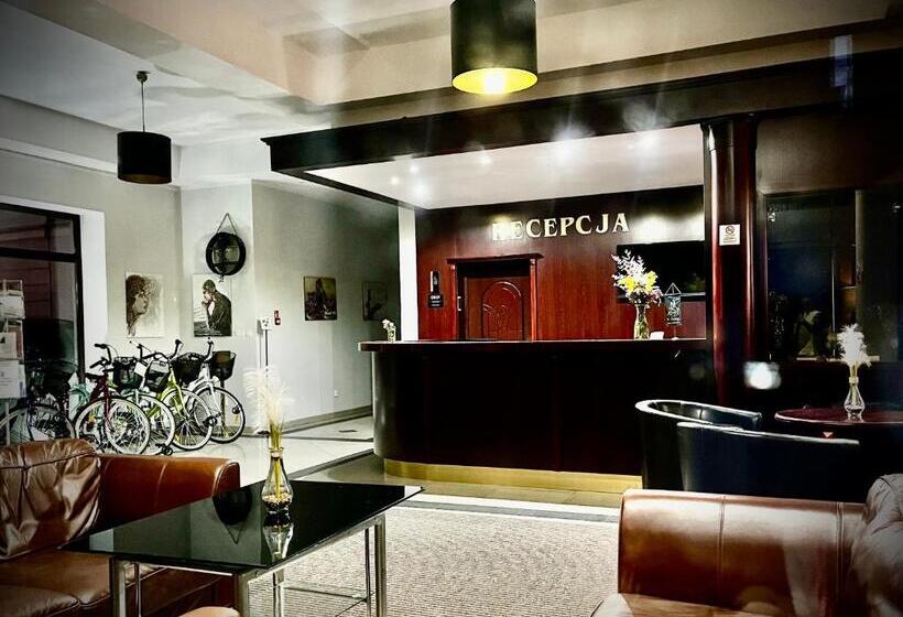 هتل Uzdrowiskowy St George