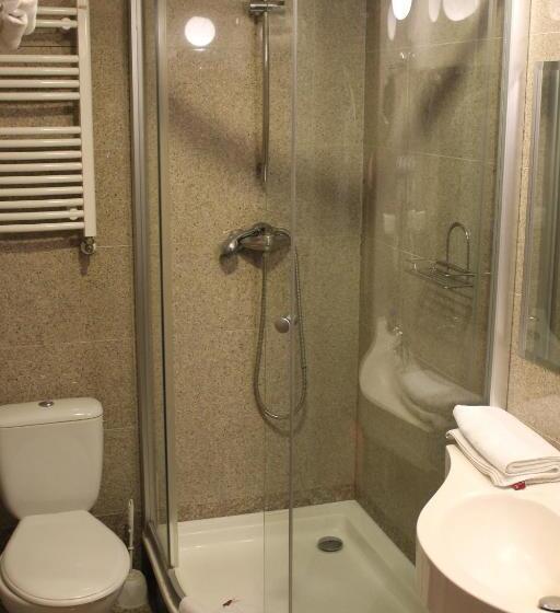 هتل Uzdrowiskowy St George