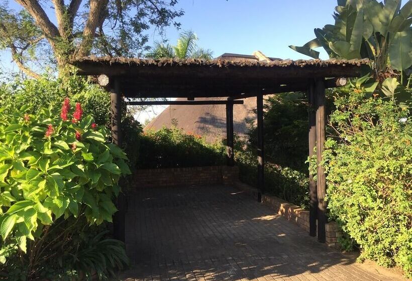 Legend Safaris Kruger Park Lodge