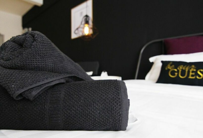 بنسيون Aeropod Sovo By Tweetbox