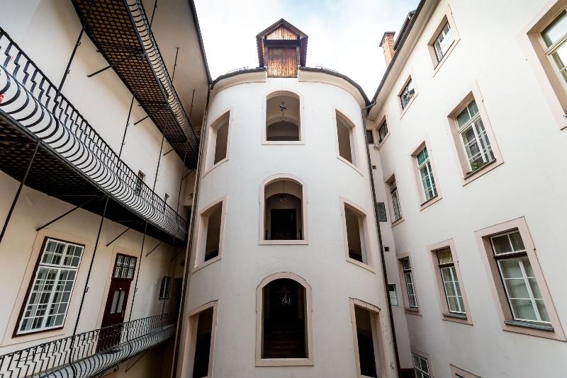 پانسیون Barbo Palace