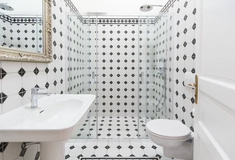 پانسیون Barbo Palace