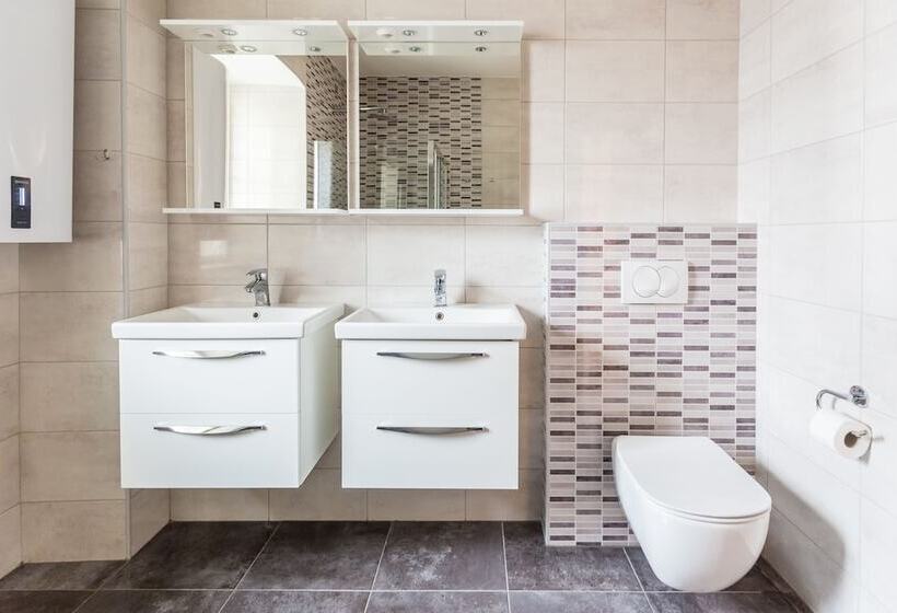 پانسیون Barbo Palace