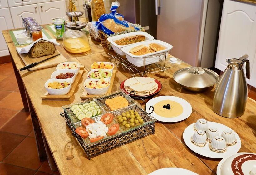 پانسیون Behlys Boutique