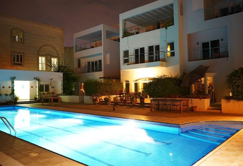 پانسیون Behlys Boutique