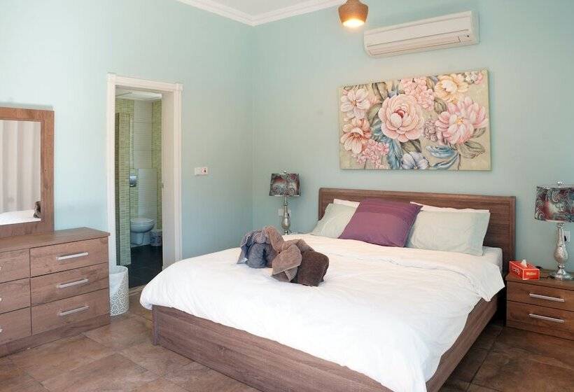 پانسیون Behlys Boutique