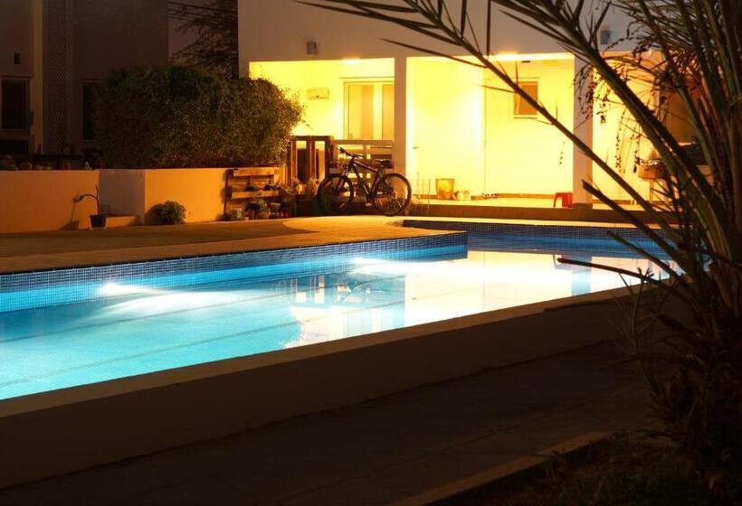 پانسیون Behlys Boutique