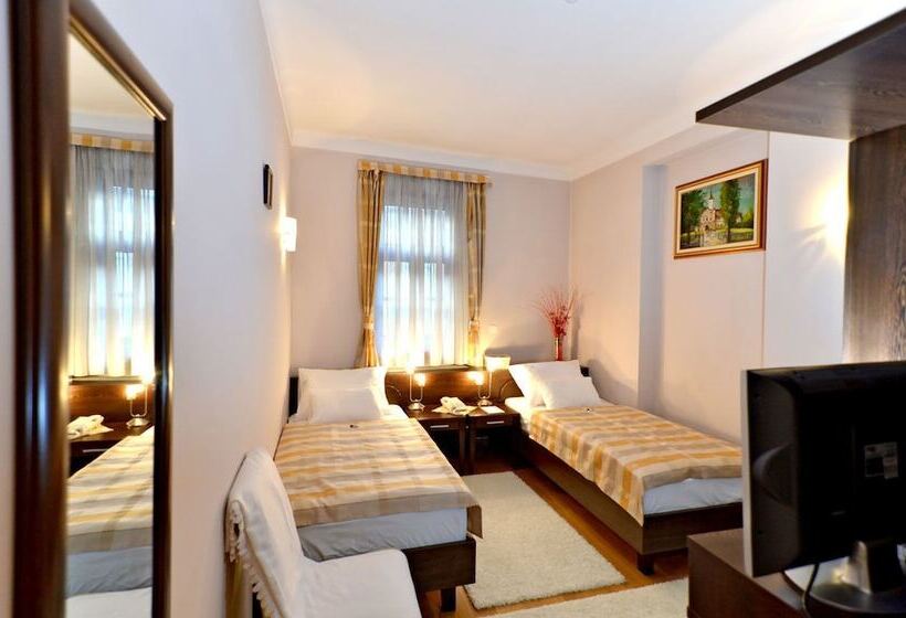 بنسيون Sobe Bernarda