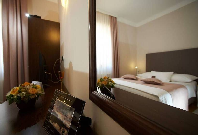 بنسيون Sobe Bernarda