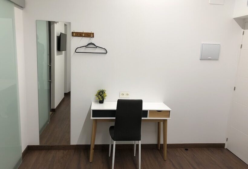 Пансион Cero Estrellas Cabildo