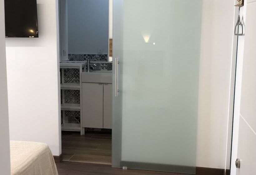 Пансион Cero Estrellas Cabildo