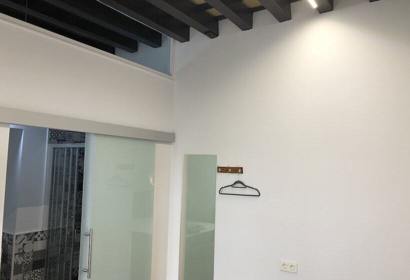 Пансион Cero Estrellas Cabildo