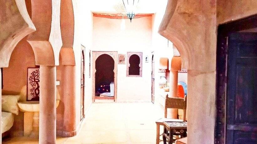 پانسیون Dar Boumida