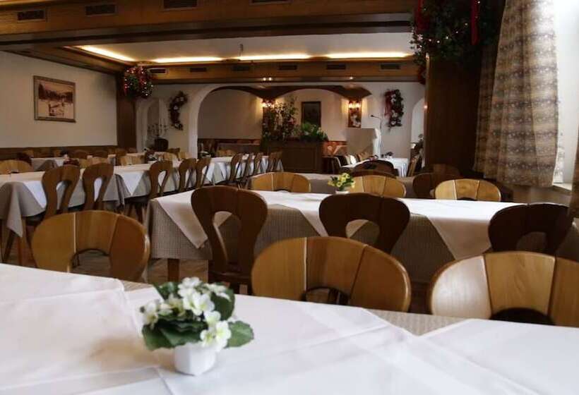 ペンション Gasthof Fuchs