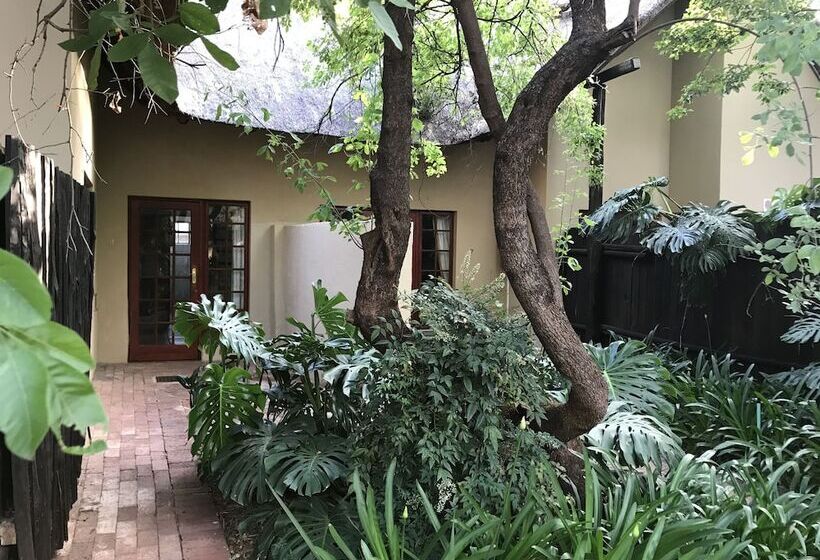 פנסיון Greenwoods Selfcatering