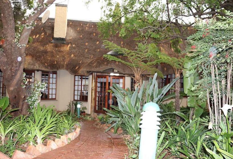 פנסיון Greenwoods Selfcatering