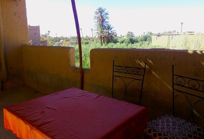 بنسيون Kasbah Les Nomades