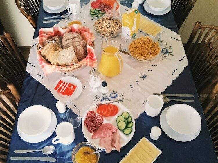 پانسیون Korpudalur Hi Hostel