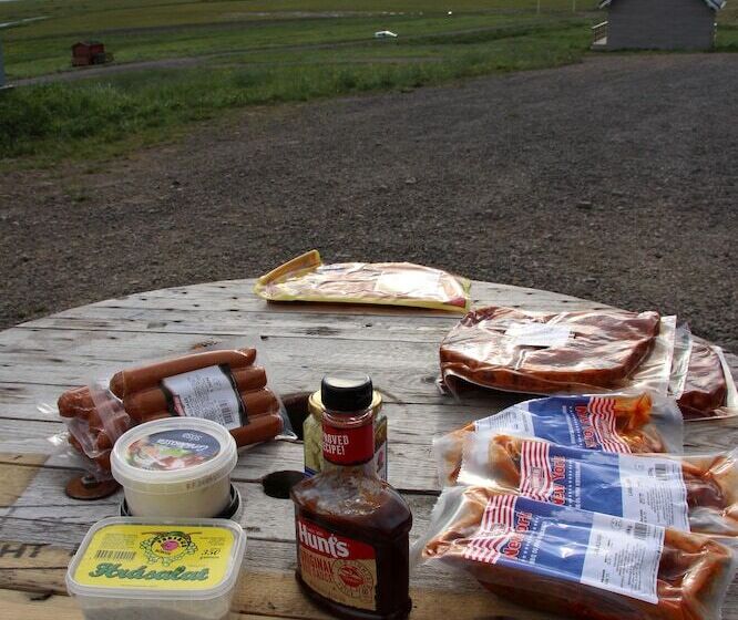 پانسیون Korpudalur Hi Hostel