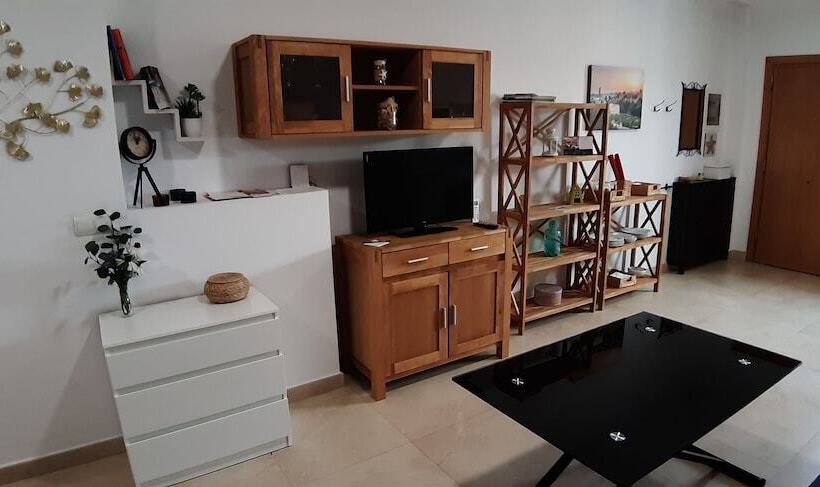 بنسيون Biznaga Hols